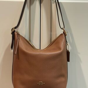 Coach Brown Leather Shoulder Bag. NEW WITHOUT TAGS.